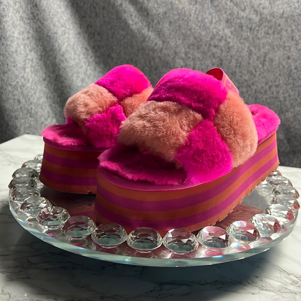 UGG WOMEN’S DISCO SLIDE SANDALS